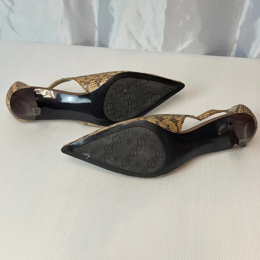 Elegant Snakeskin Patterned Heels v2280